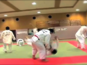 監督：沖津賢一郎（Directed by KenichiroOkitsu）